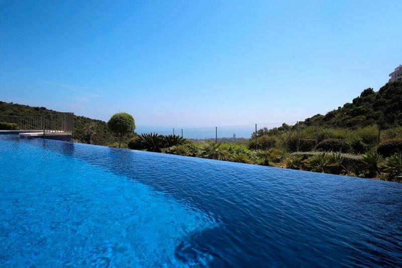 Luxury Spa Resort Marbella 2 Bedroom Sauna Gym Pools Jacuzzi Luaran gambar